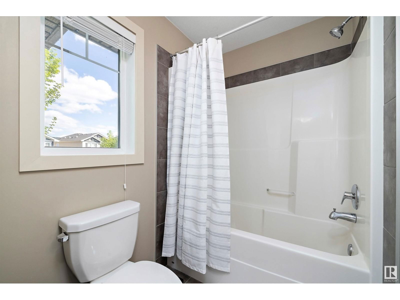 2130 Glenridding Wy Edmonton, Alberta