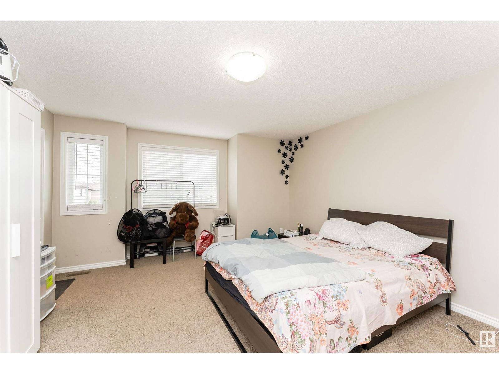 3722 9 ST Image 29