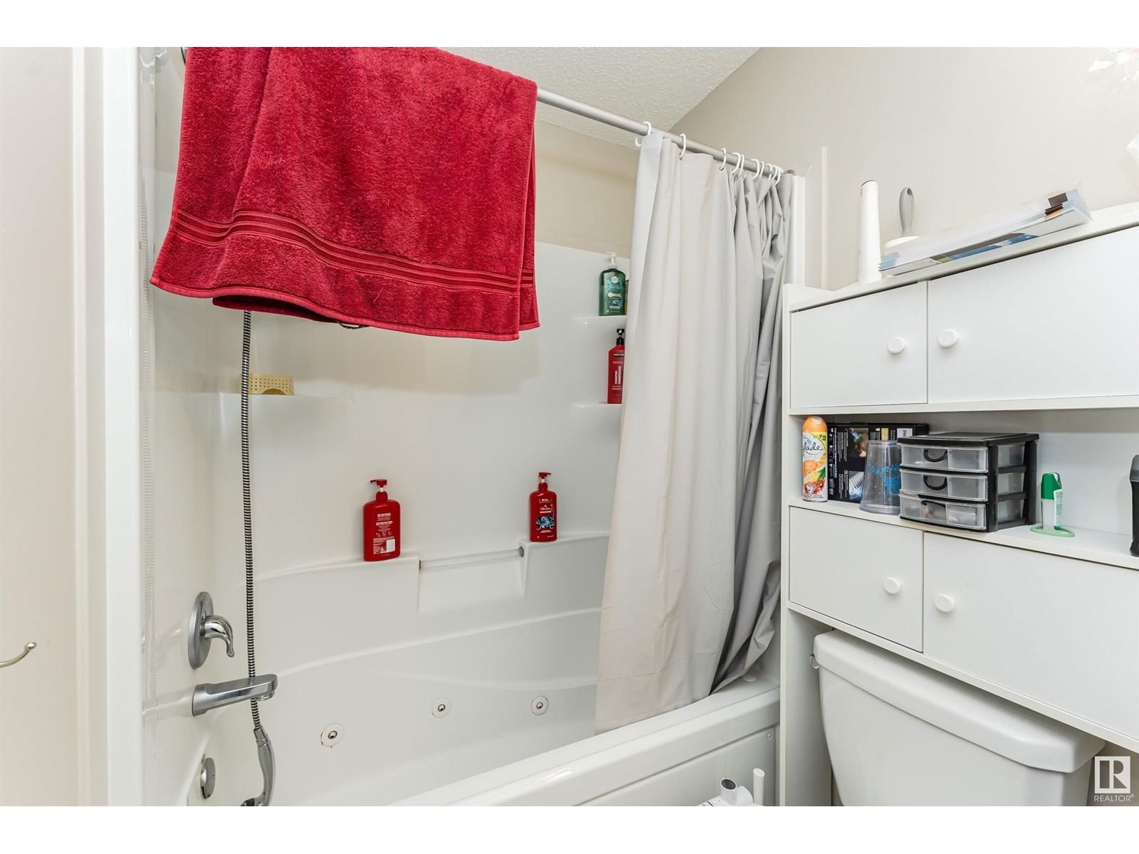 3722 9 ST Image 32
