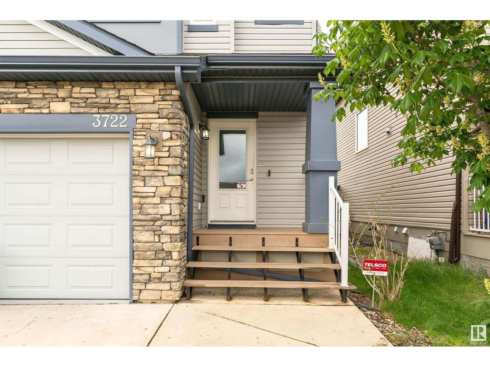 3722 9 ST Image 4
