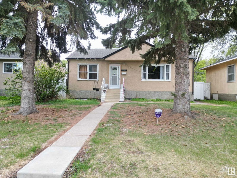 7723 82 Av Edmonton, Alberta
