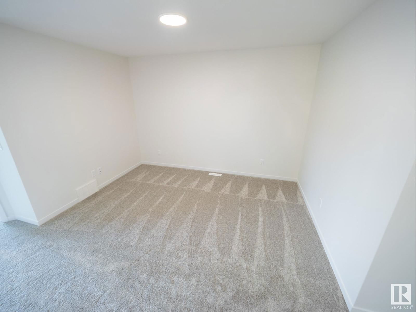 9331 227 St Edmonton, Alberta