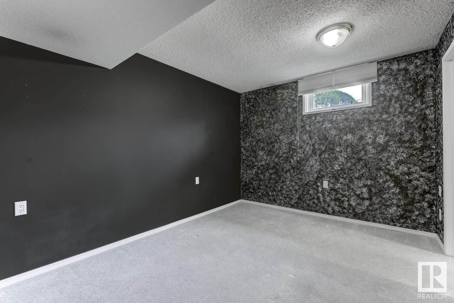 Nw - 11207 57 St Edmonton, Alberta