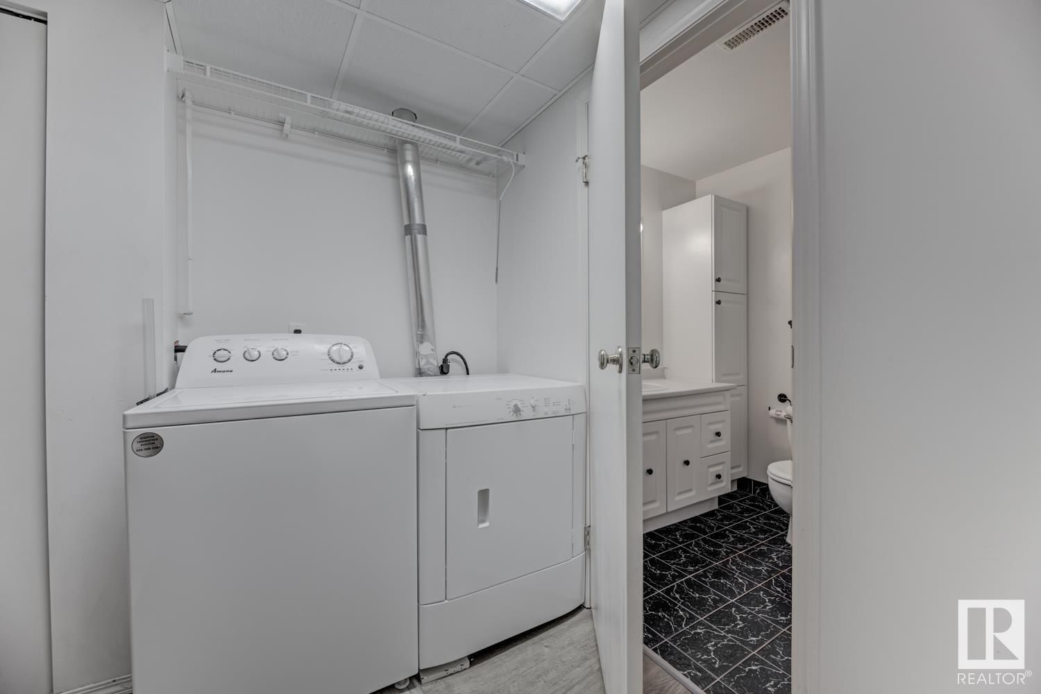 Nw - 11207 57 St Edmonton, Alberta