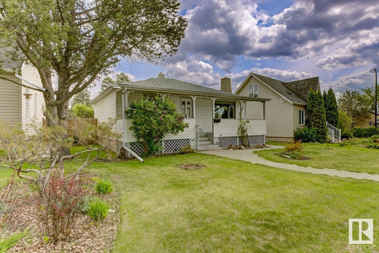 Nw - 11207 57 St Edmonton, Alberta