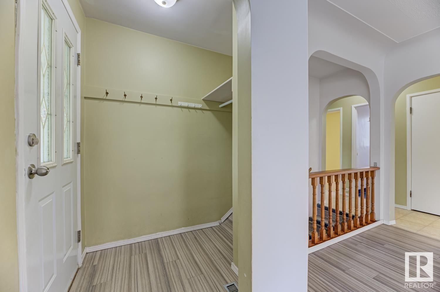 Nw - 11207 57 St Edmonton, Alberta