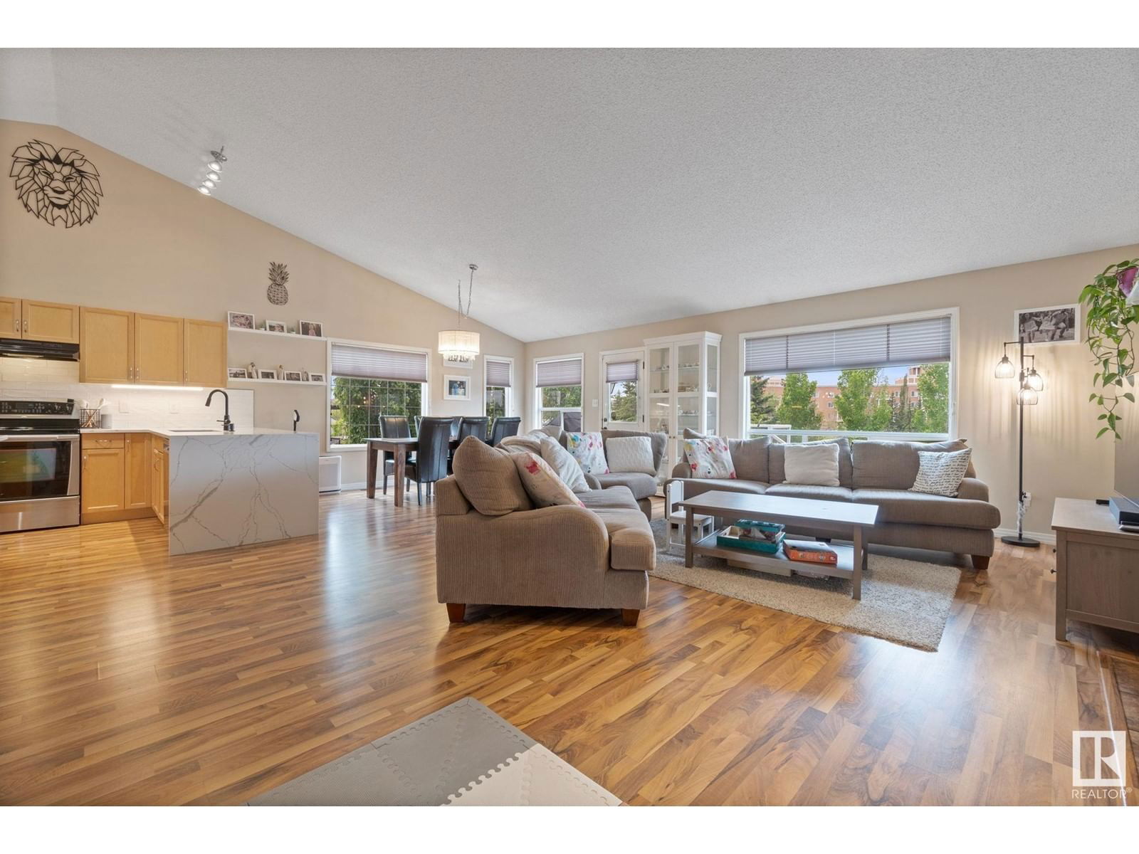 1280 Mcallister Wy Edmonton, Alberta