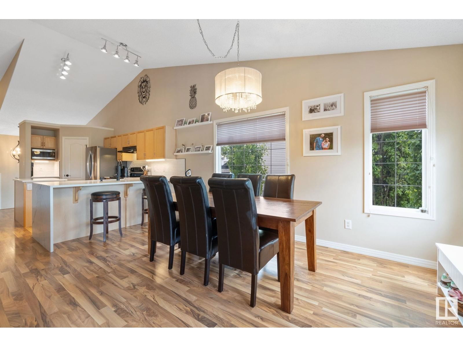 1280 Mcallister Wy Edmonton, Alberta