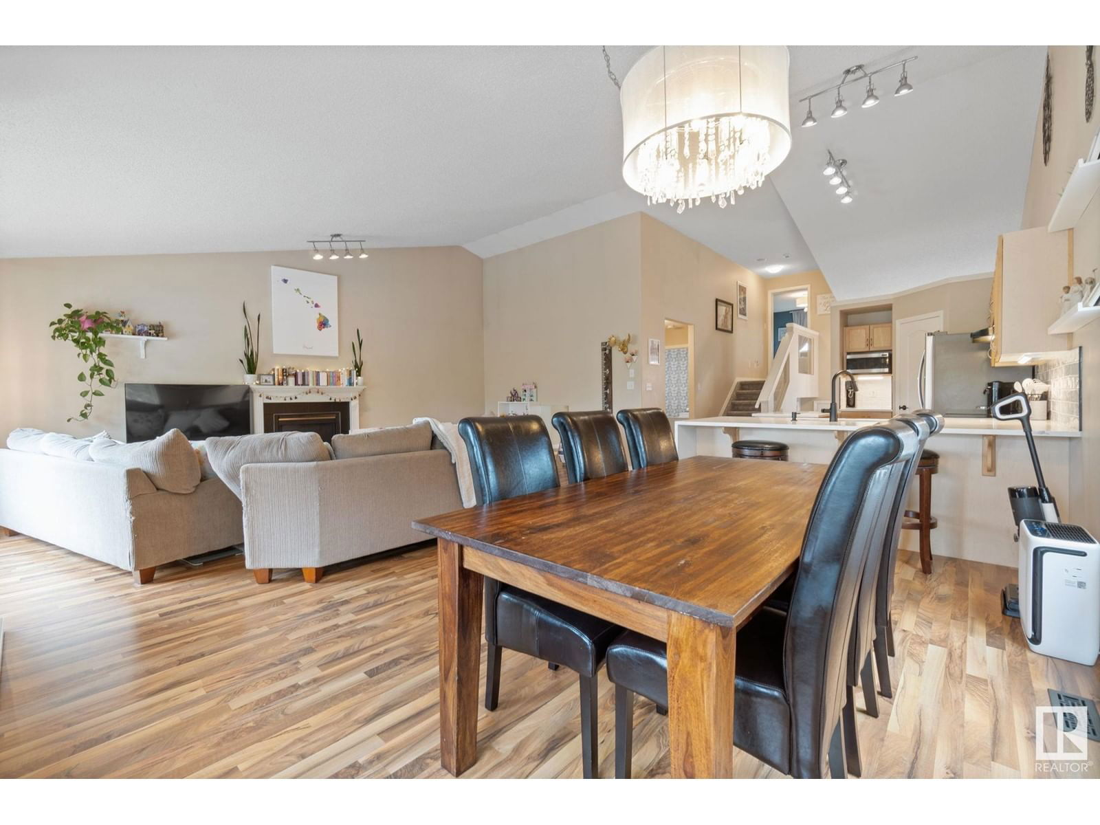 1280 Mcallister Wy Edmonton, Alberta