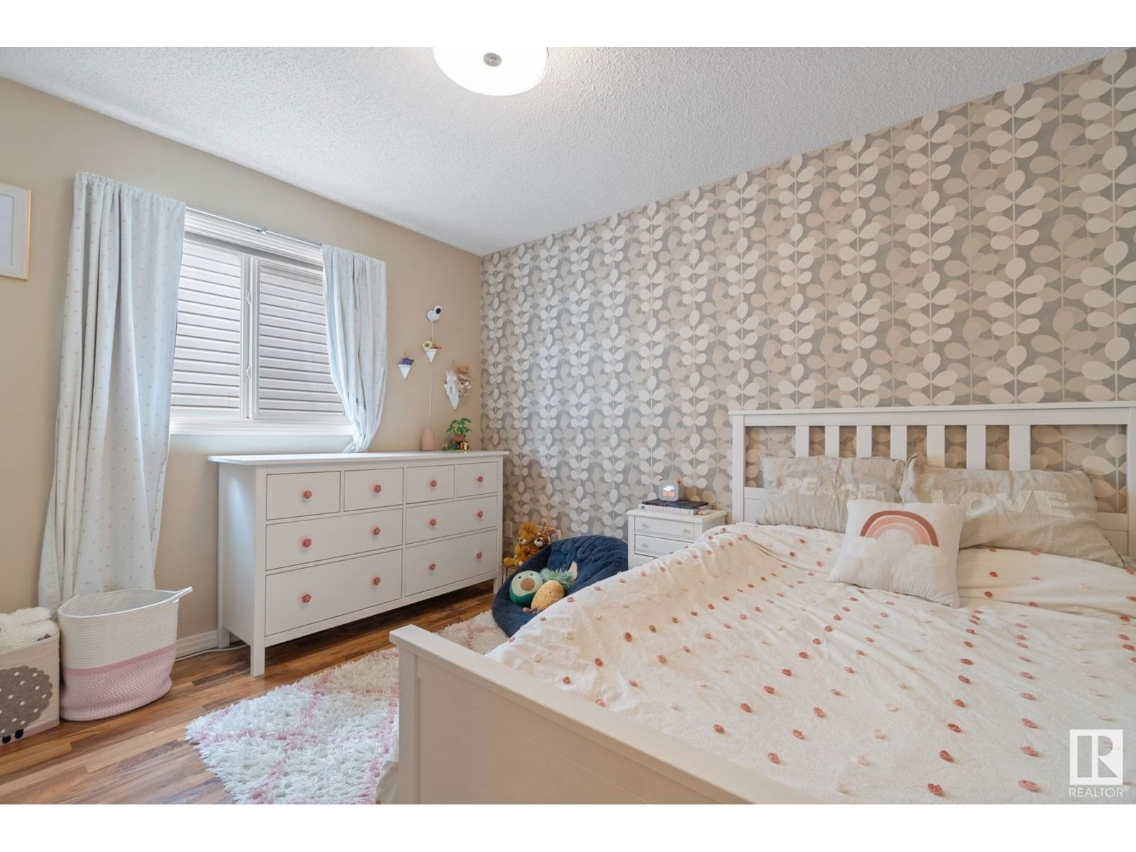 1280 Mcallister Wy Edmonton, Alberta