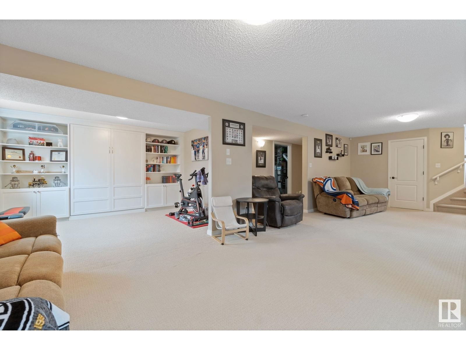 1280 Mcallister Wy Edmonton, Alberta