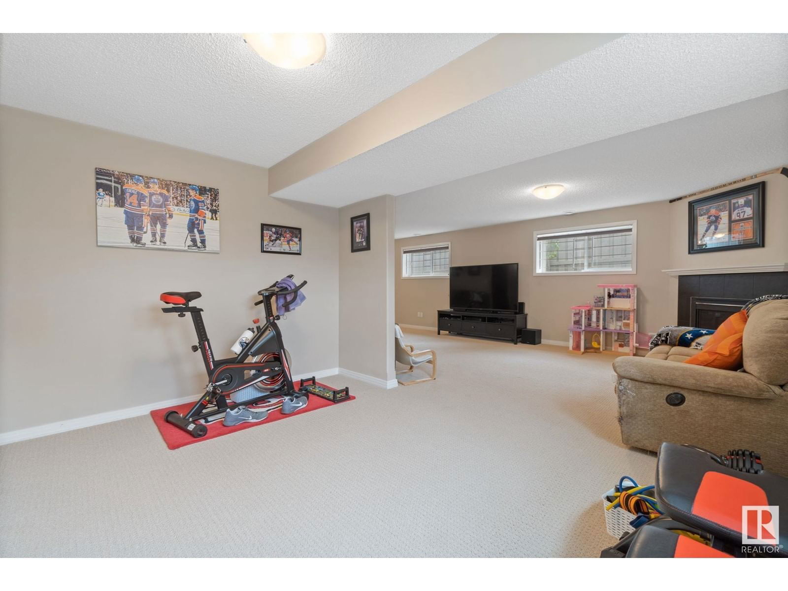 1280 Mcallister Wy Edmonton, Alberta