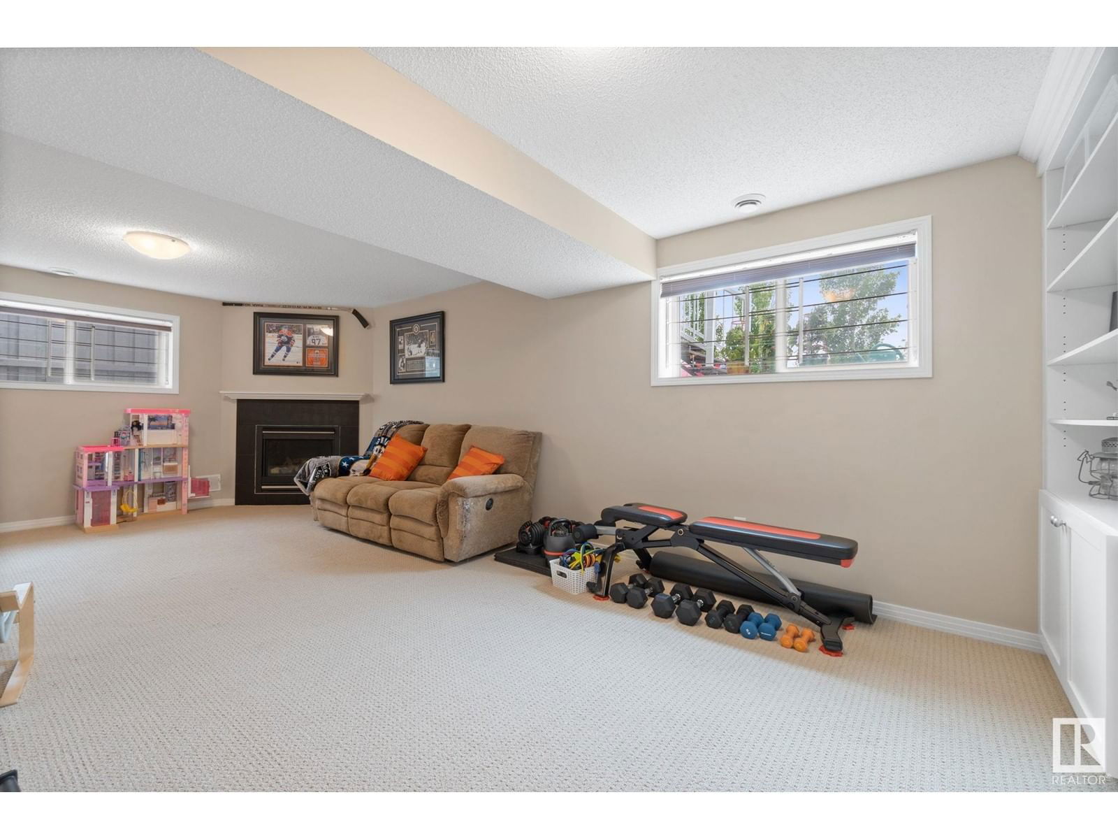1280 Mcallister Wy Edmonton, Alberta