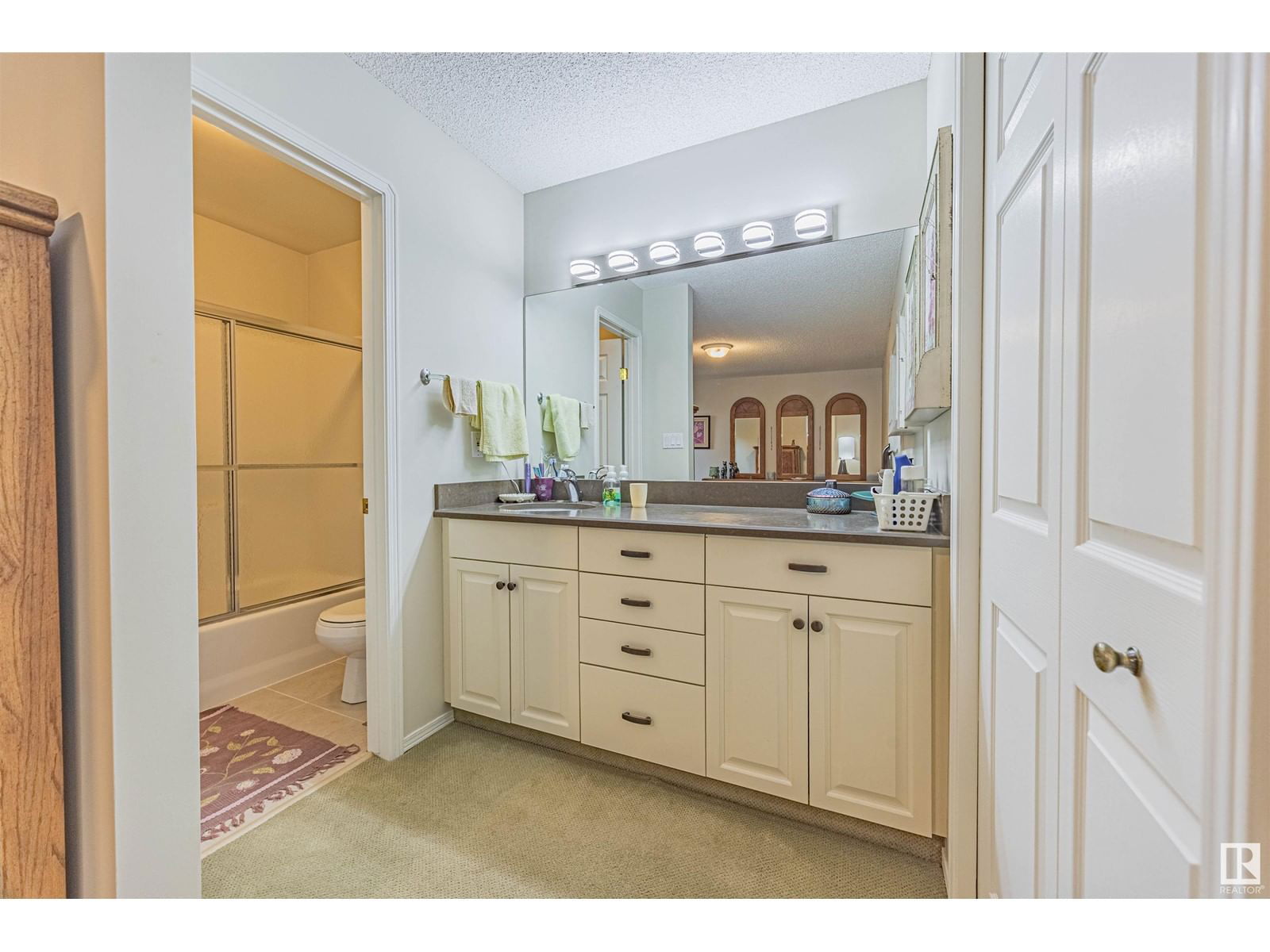 31 Elsinore Pl Edmonton, Alberta