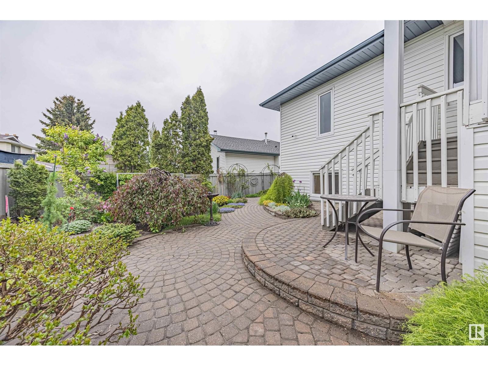 31 Elsinore Pl Edmonton, Alberta