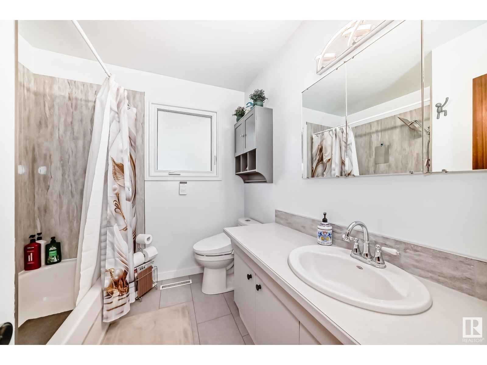 7012 132 Av Edmonton, Alberta