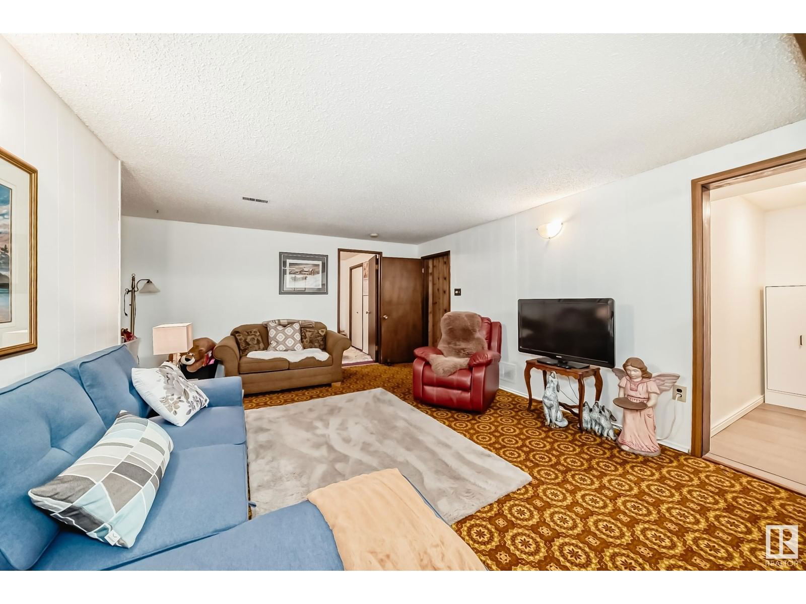 7012 132 Av Edmonton, Alberta