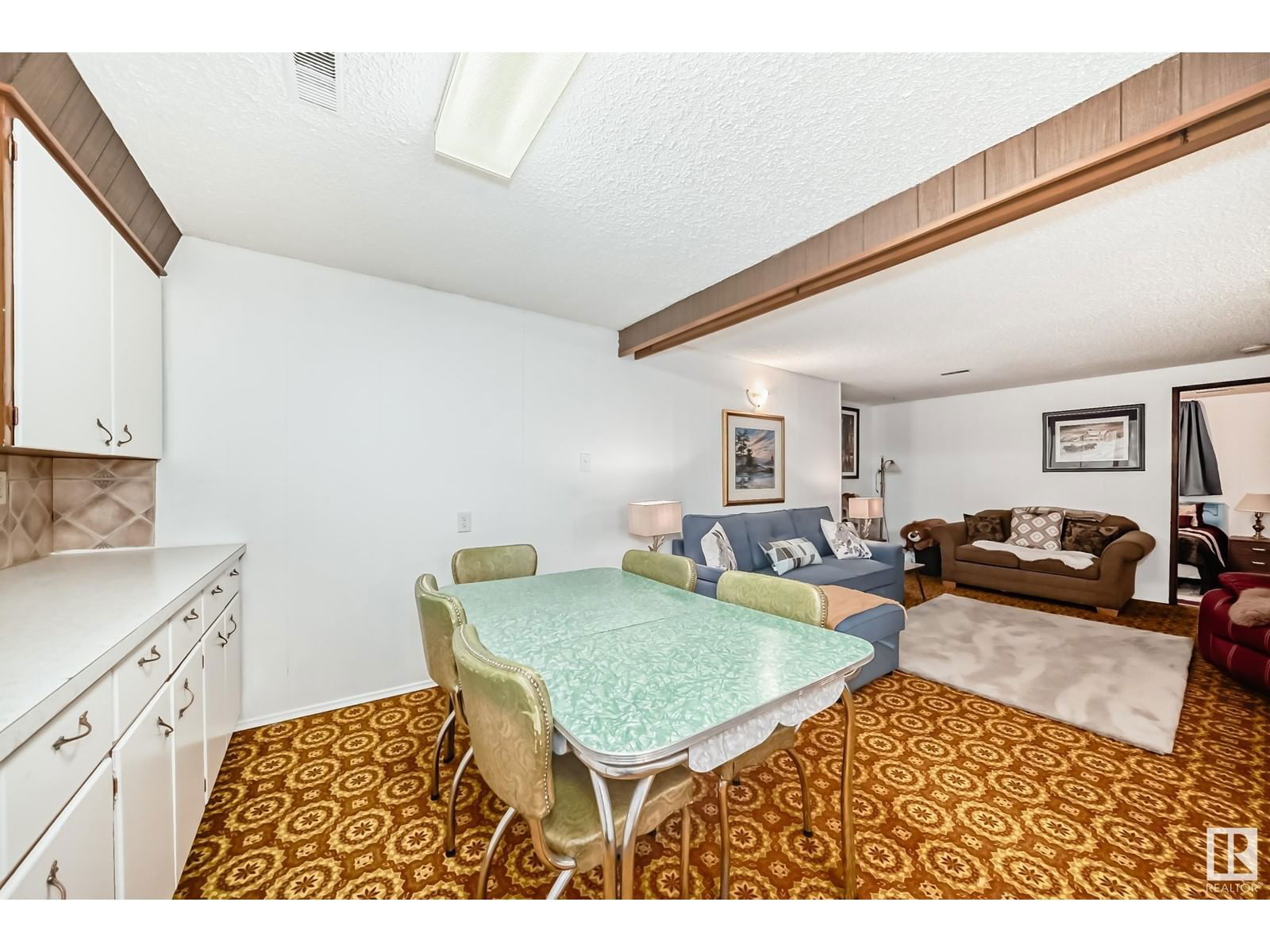 7012 132 Av Edmonton, Alberta