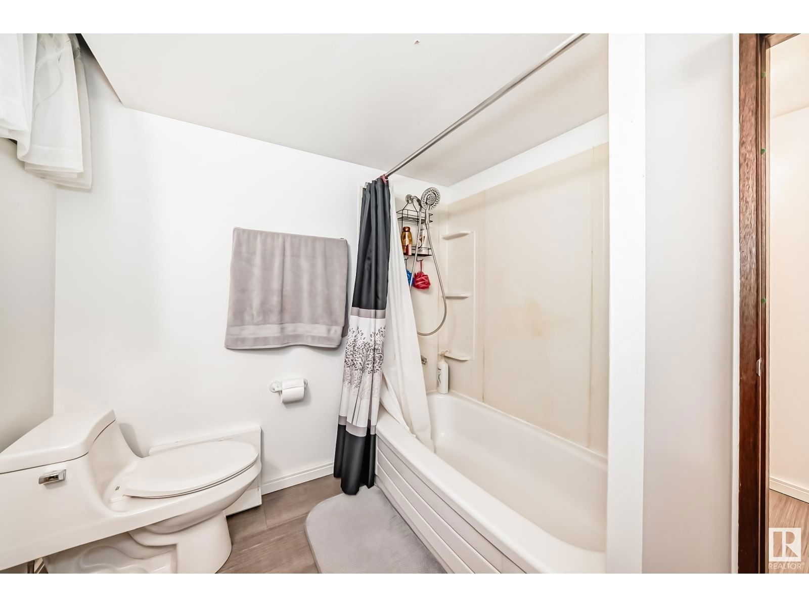 7012 132 Av Edmonton, Alberta