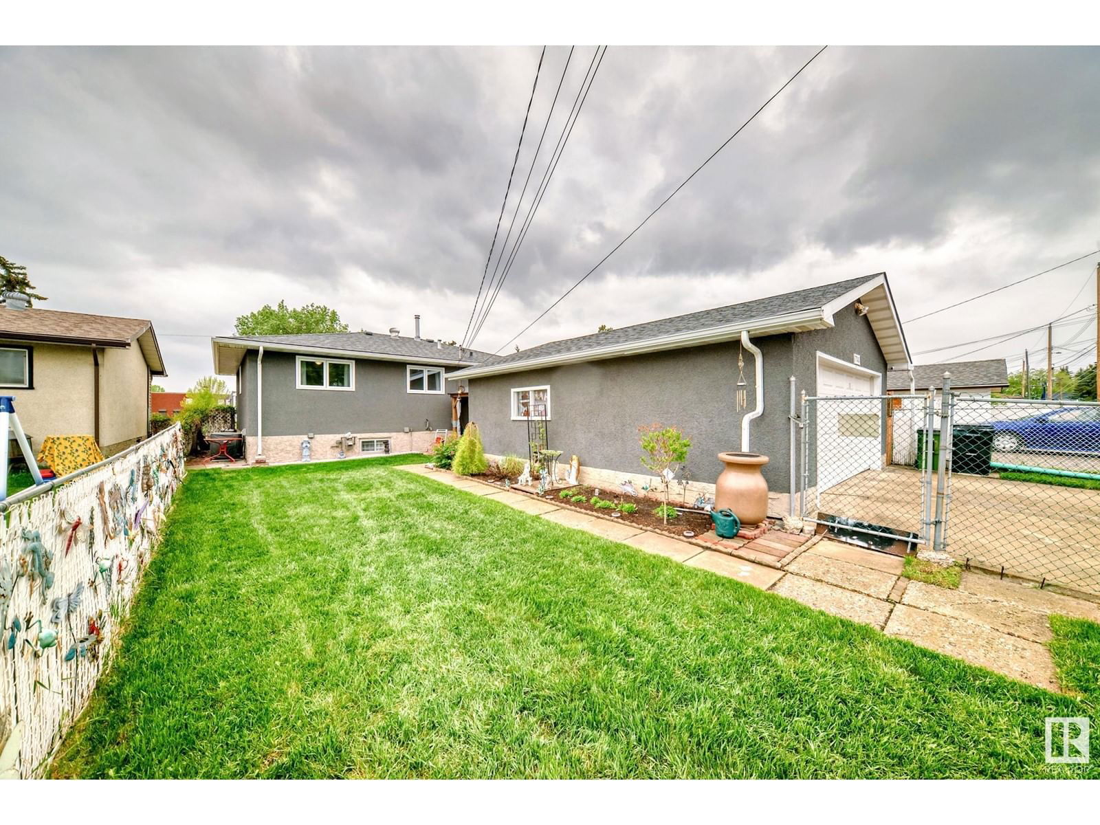 7012 132 Av Edmonton, Alberta