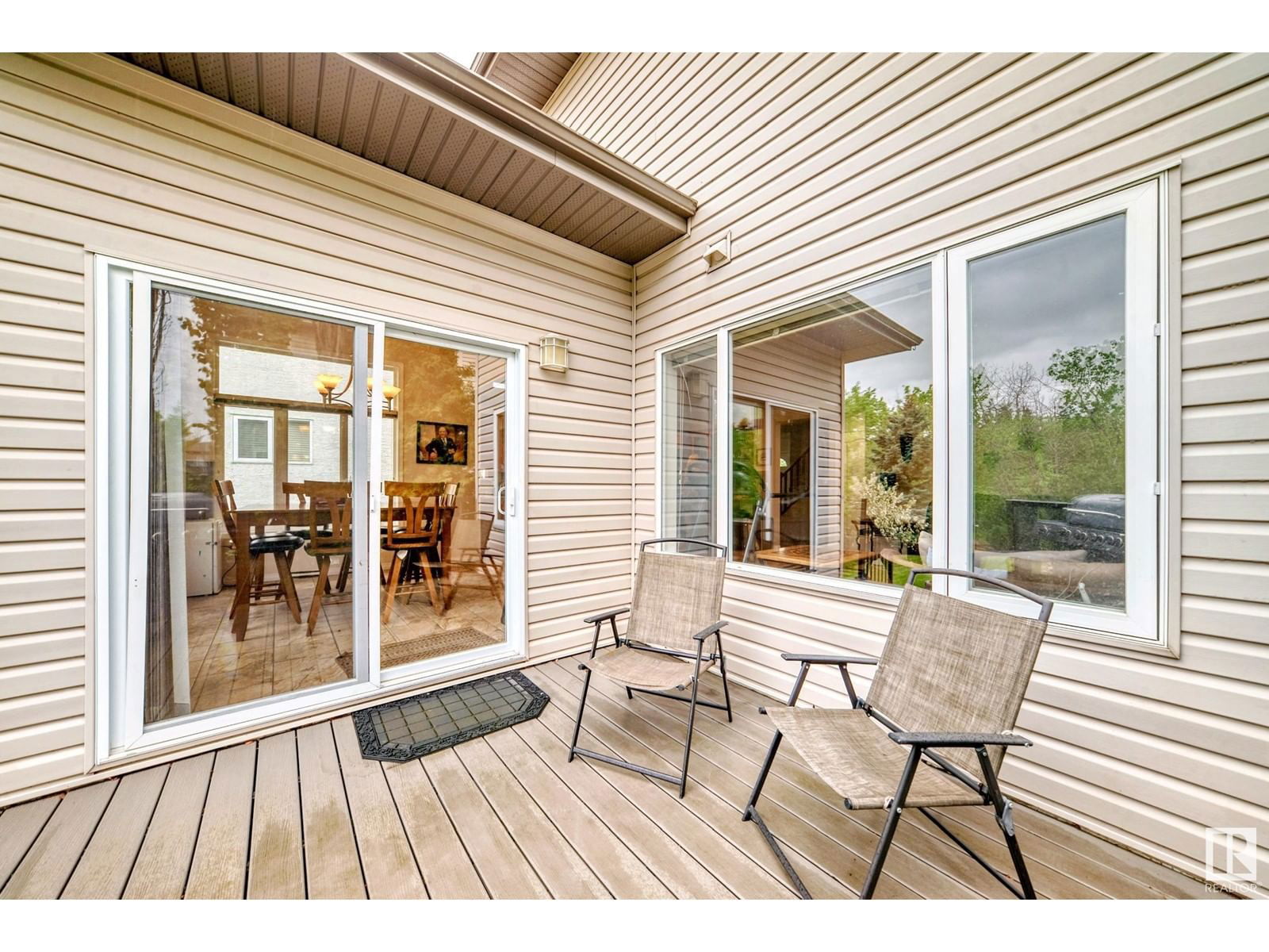657 Silver Berry Rd Edmonton, Alberta