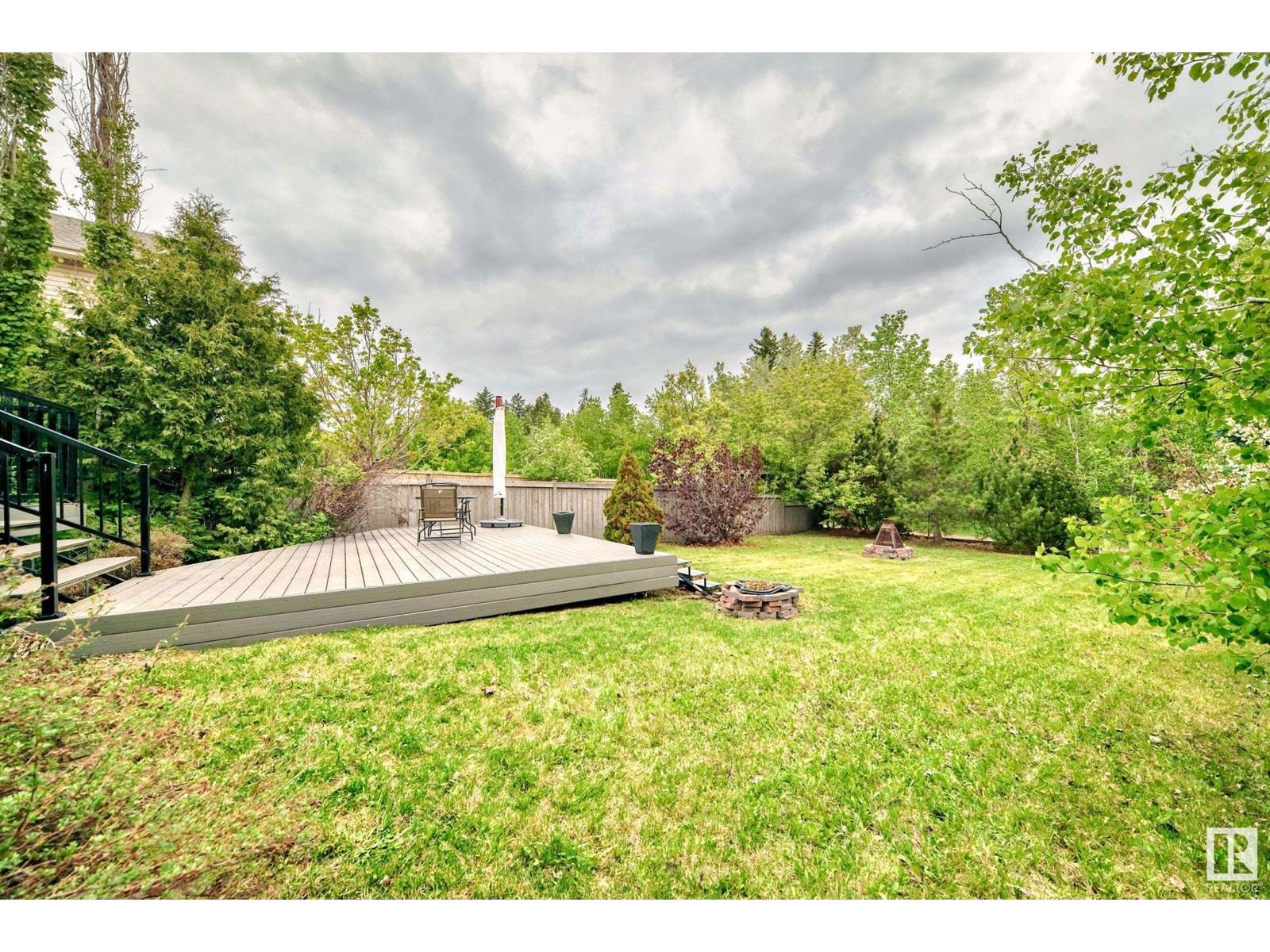 657 Silver Berry Rd Edmonton, Alberta