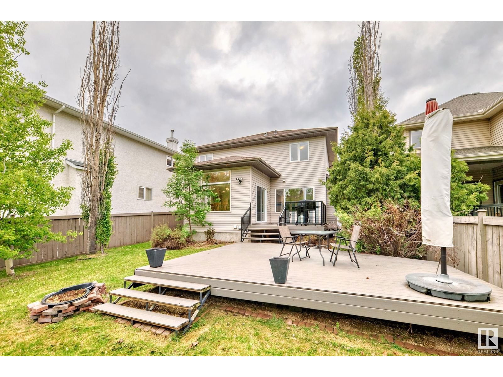 657 Silver Berry Rd Edmonton, Alberta