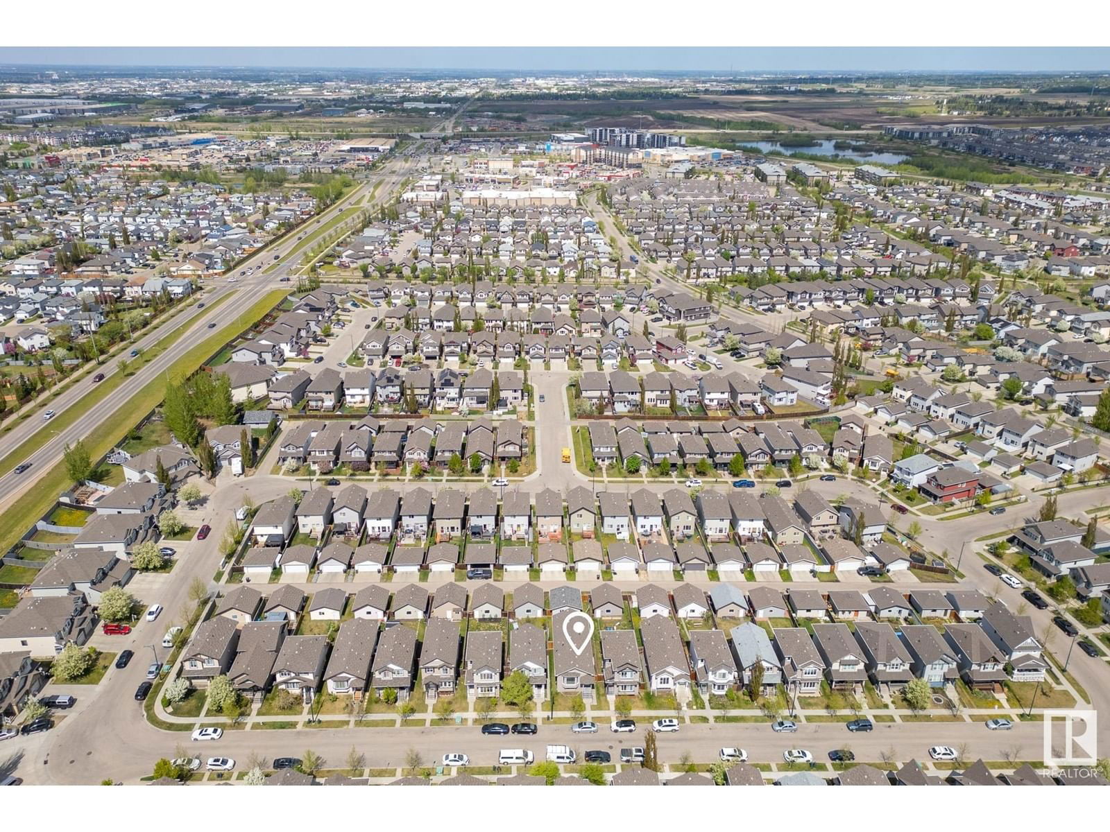 1560 35 Av Edmonton, Alberta