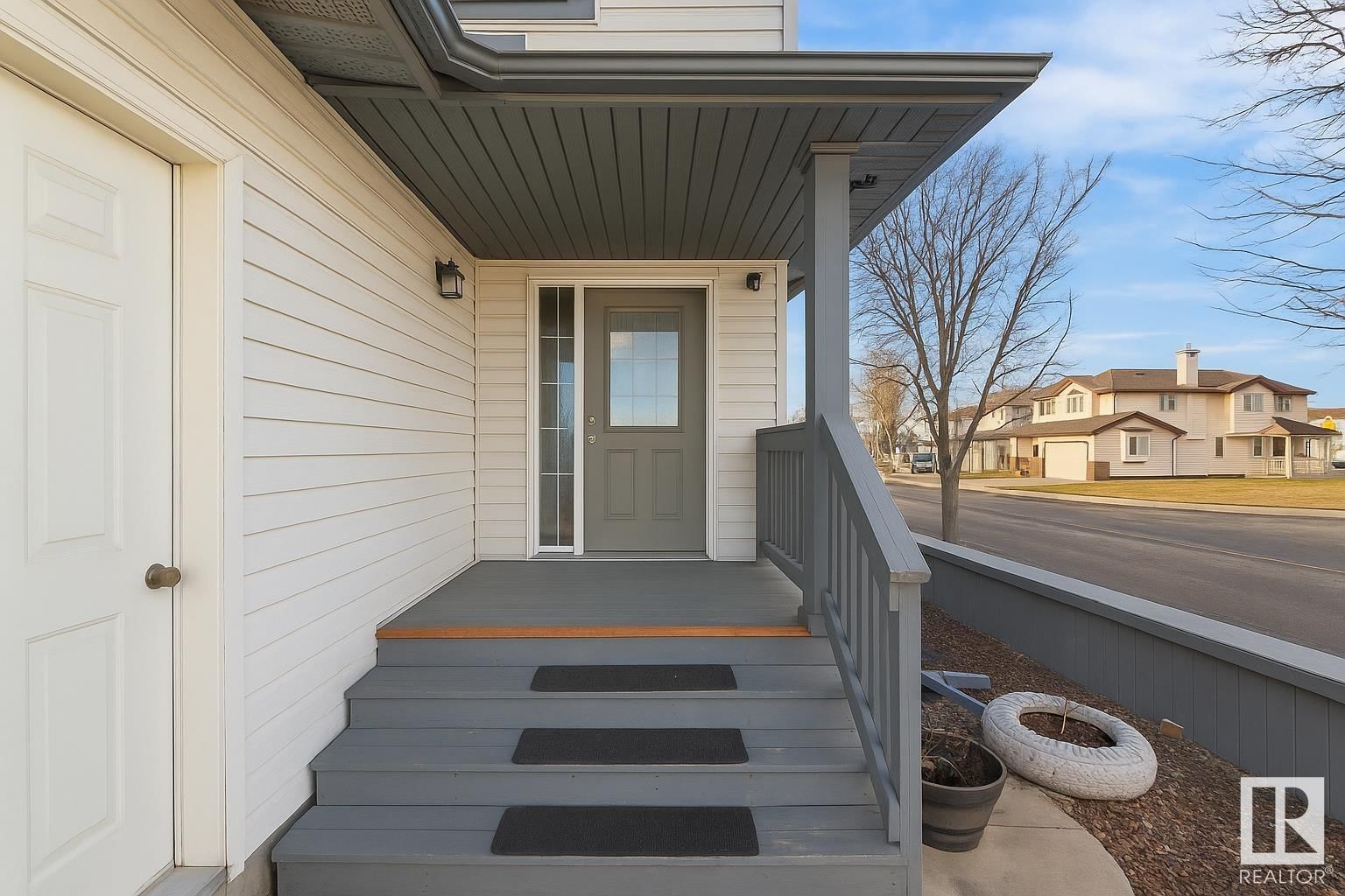 3204 29 Av Edmonton, Alberta
