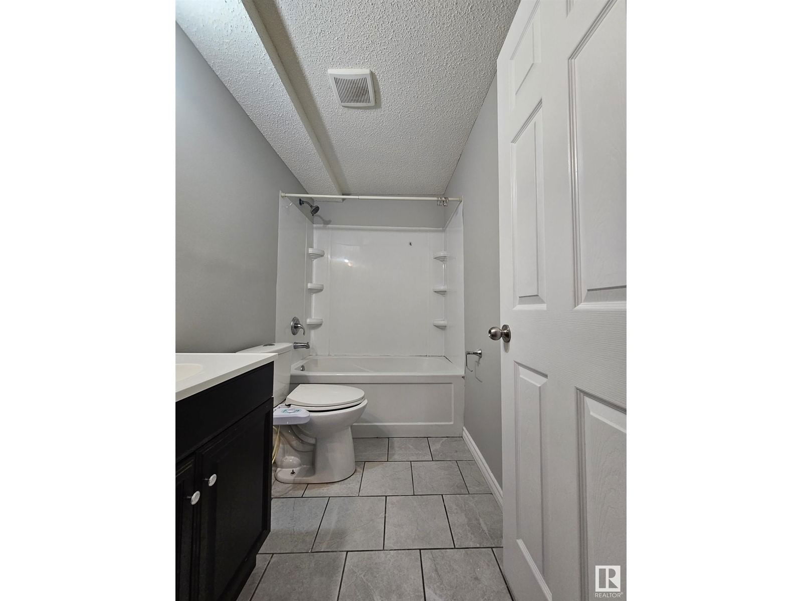 3204 29 Av Edmonton, Alberta