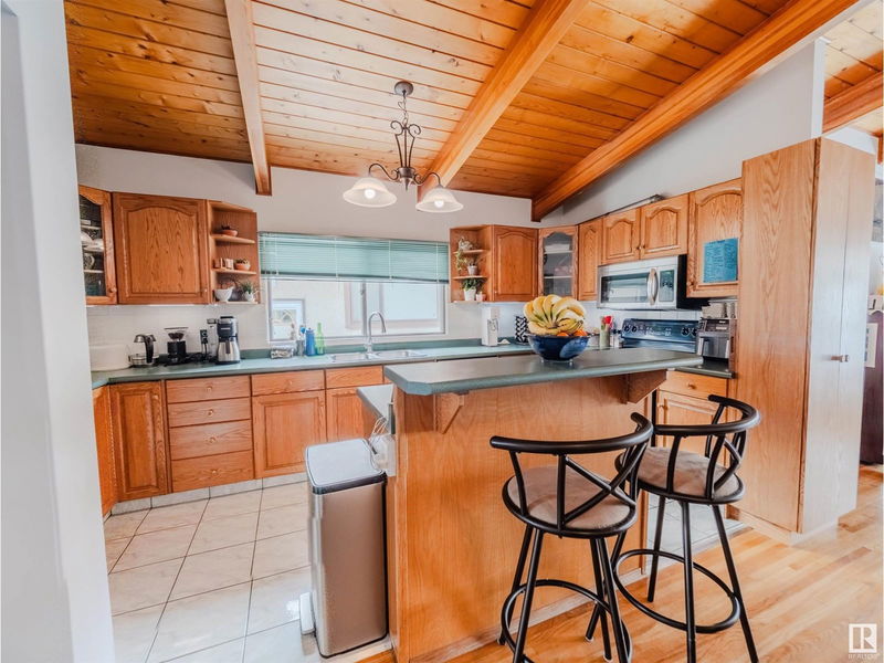 9023 60 St Edmonton, Alberta