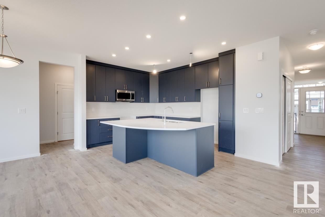 2040 209 ST Image 1