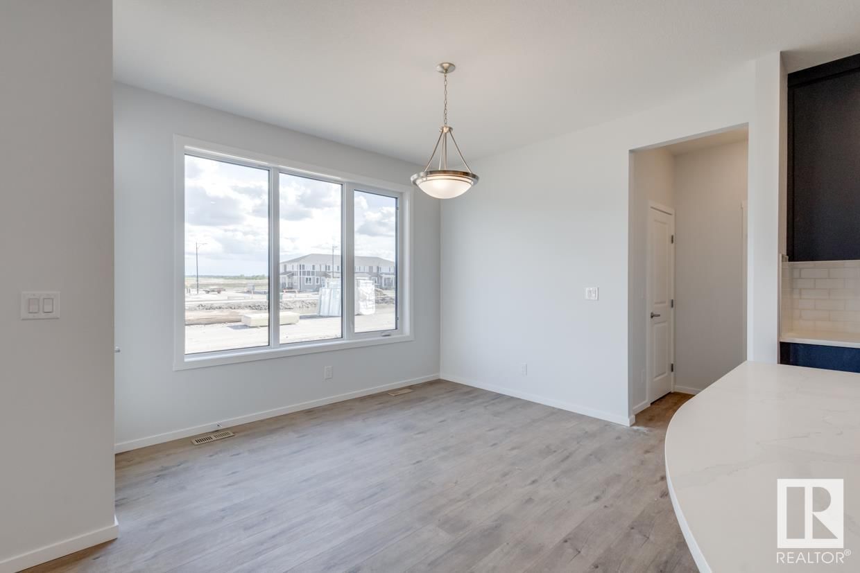 2040 209 ST Image 10