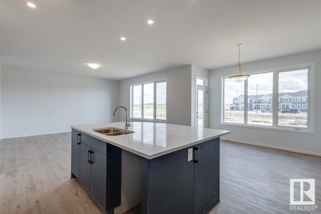 2040 209 ST Image 13