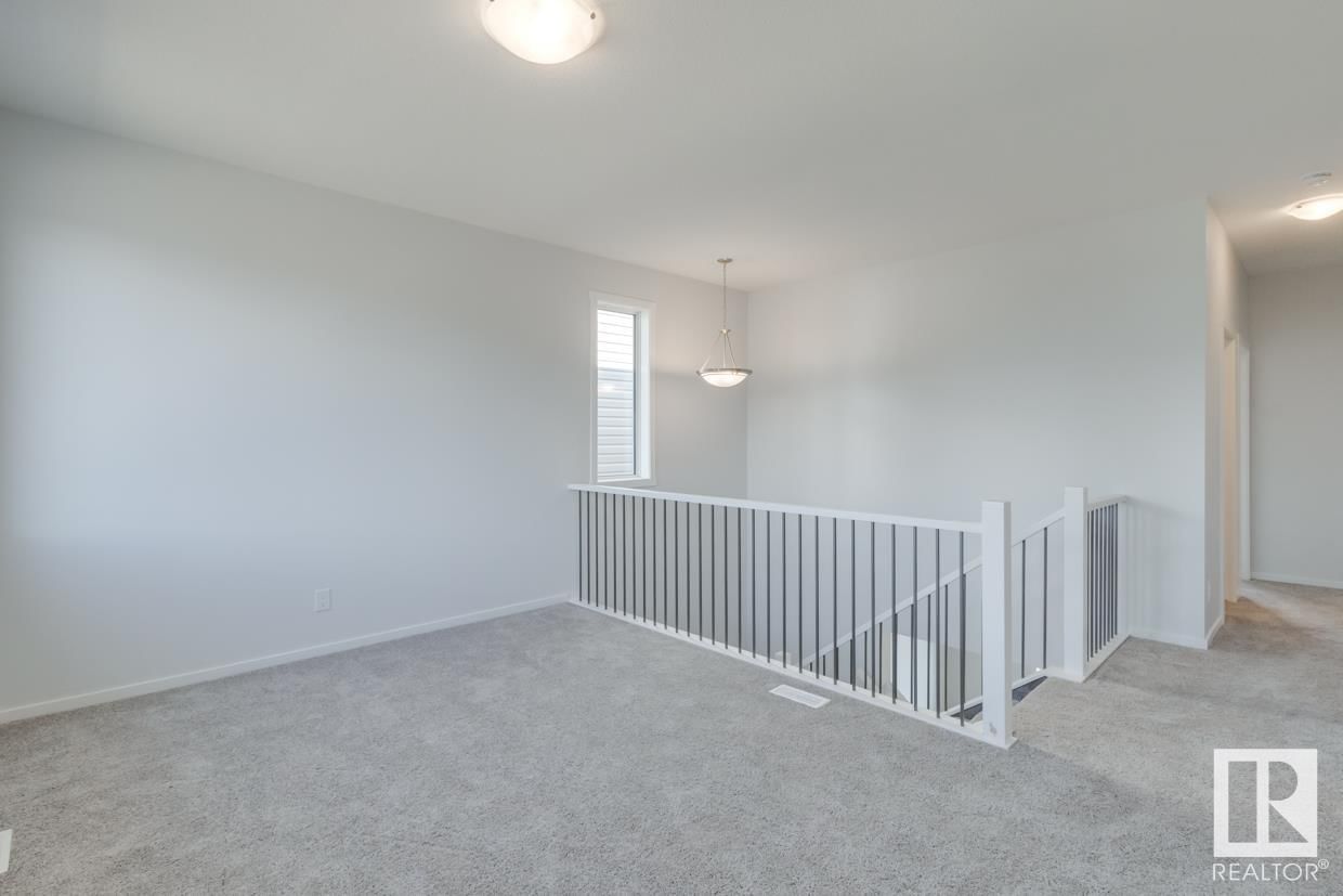 2040 209 ST Image 19
