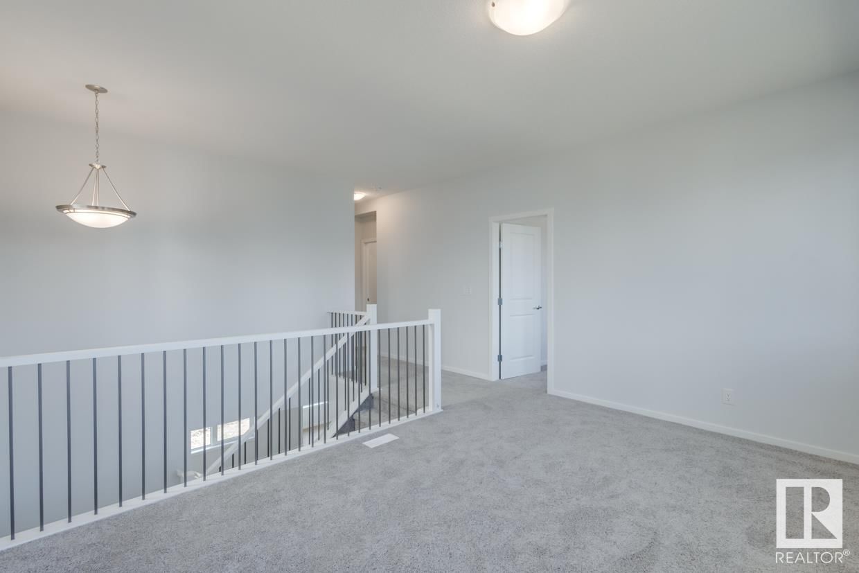 2040 209 ST Image 20