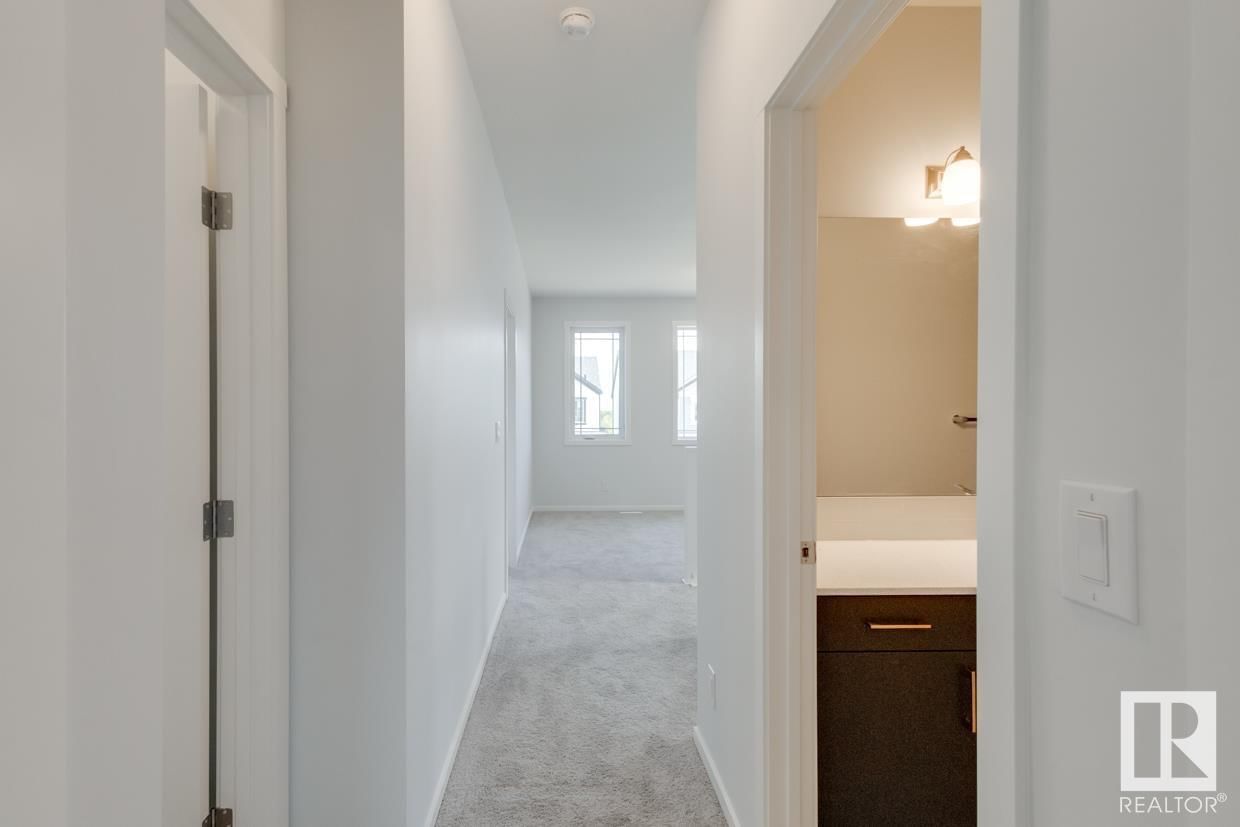2040 209 ST Image 23