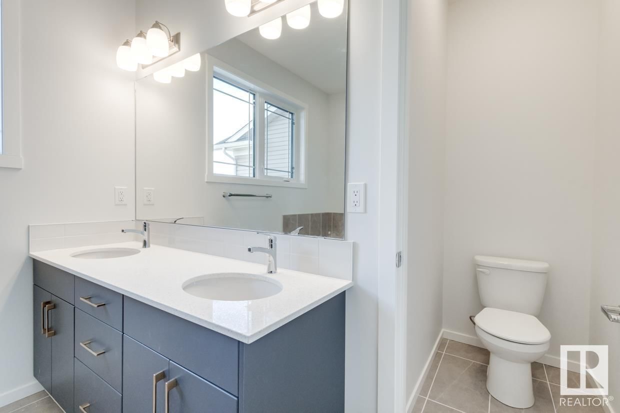 2040 209 ST Image 32