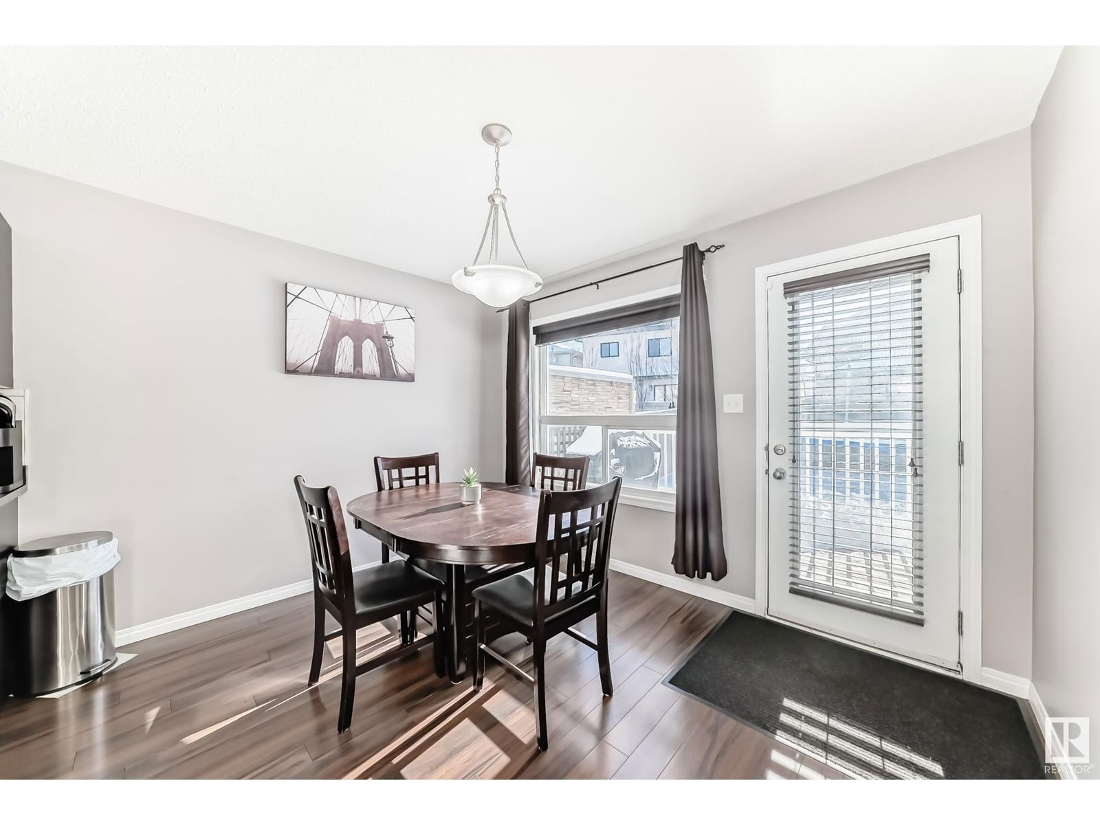 15 SPRINGDALE Image 14
