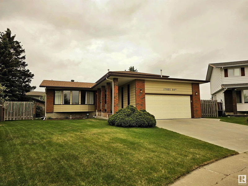 17925 94 Av Edmonton, Alberta