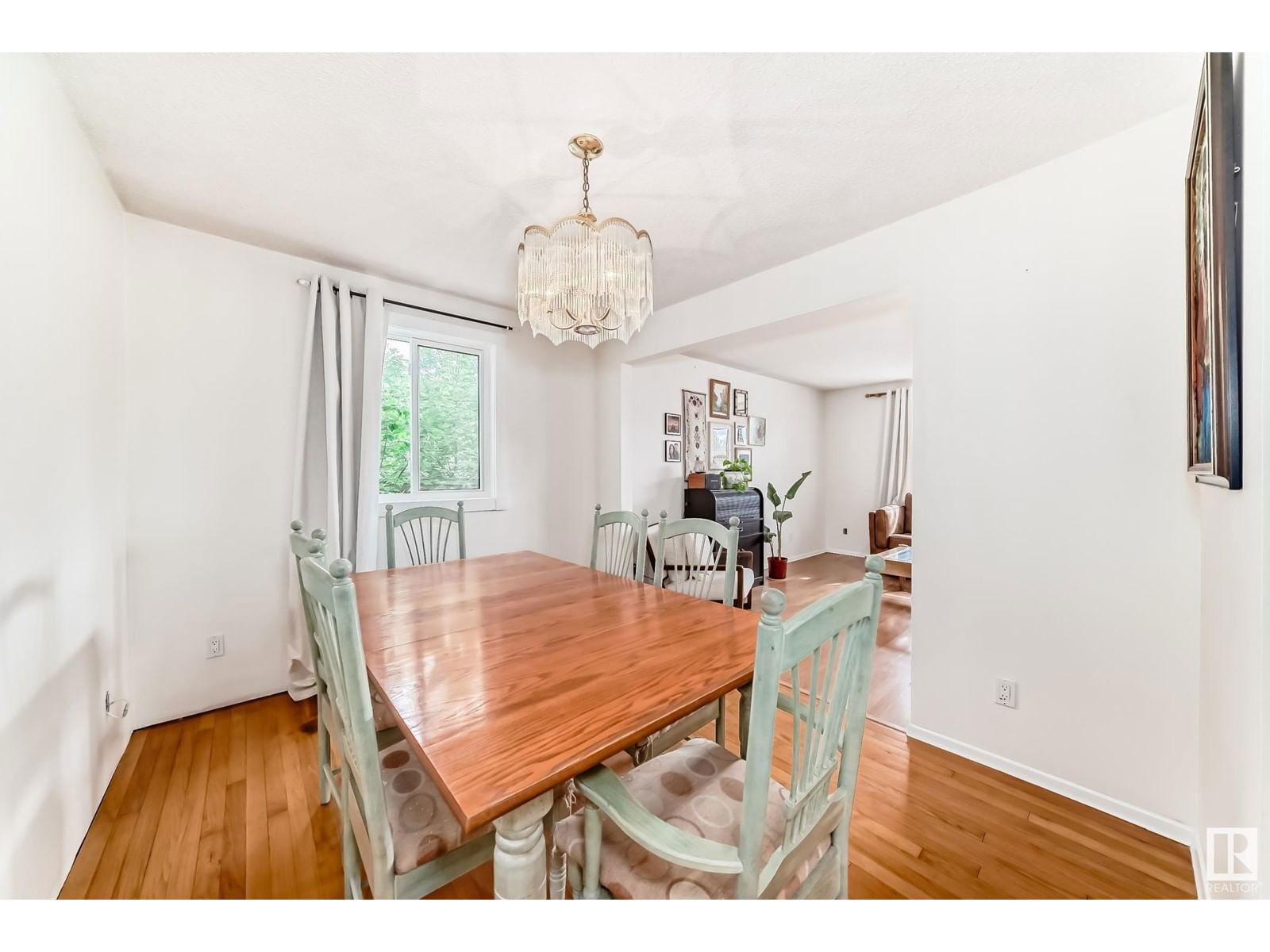 Nw - 13823 23 St Edmonton, Alberta