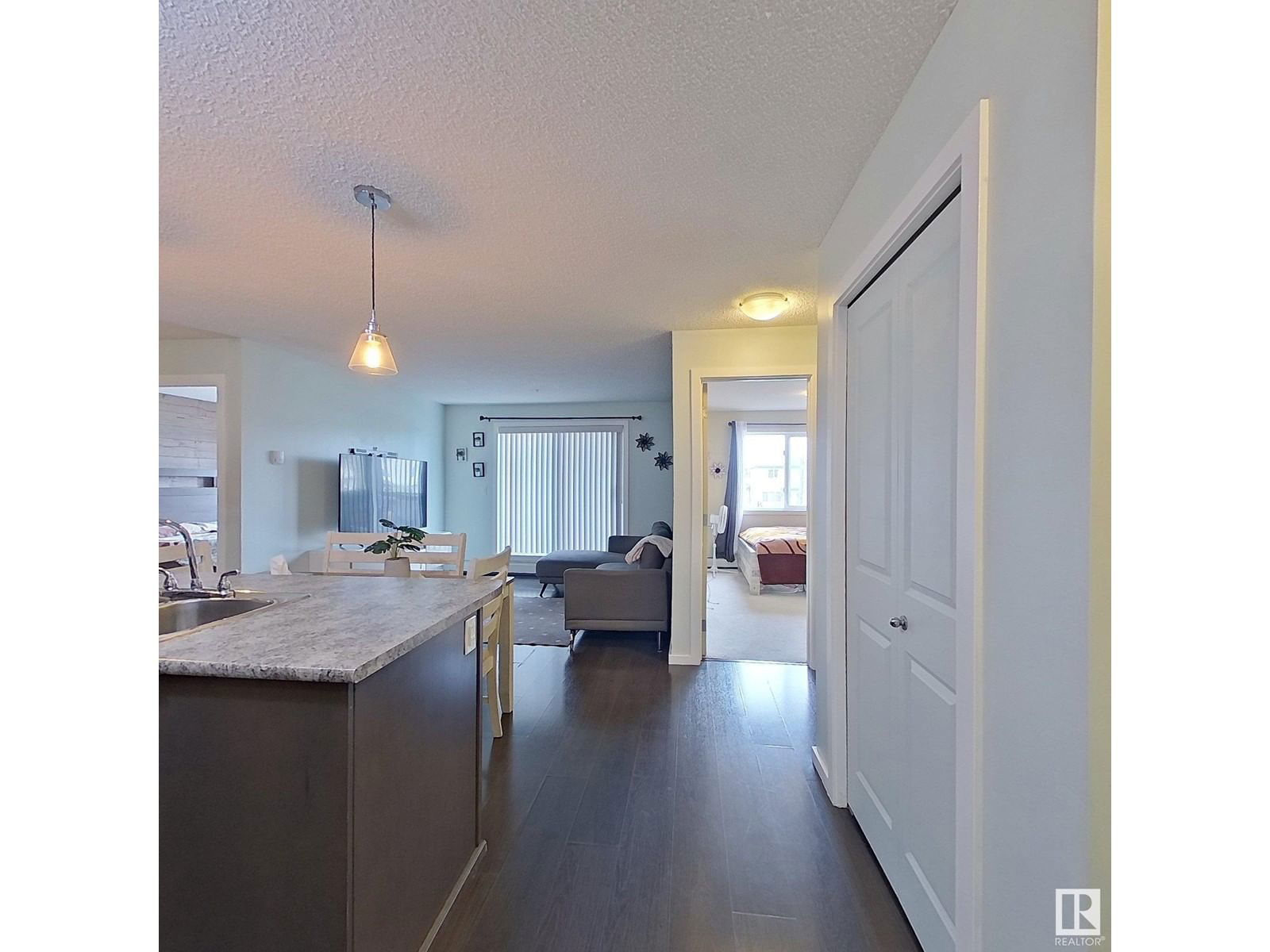 222 - 3357 16A AV Image 18