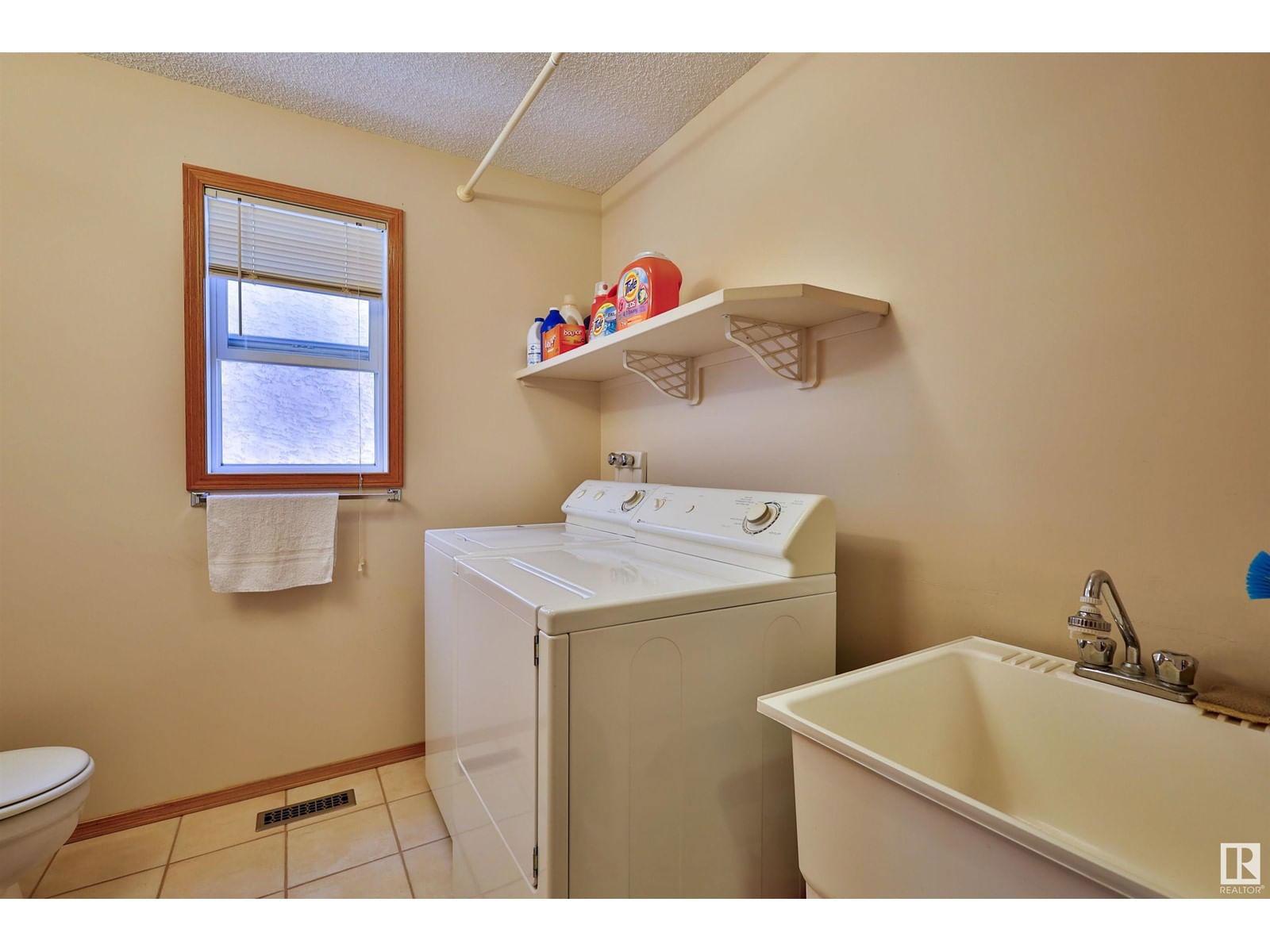 125 DECHENE RD NW Image 16