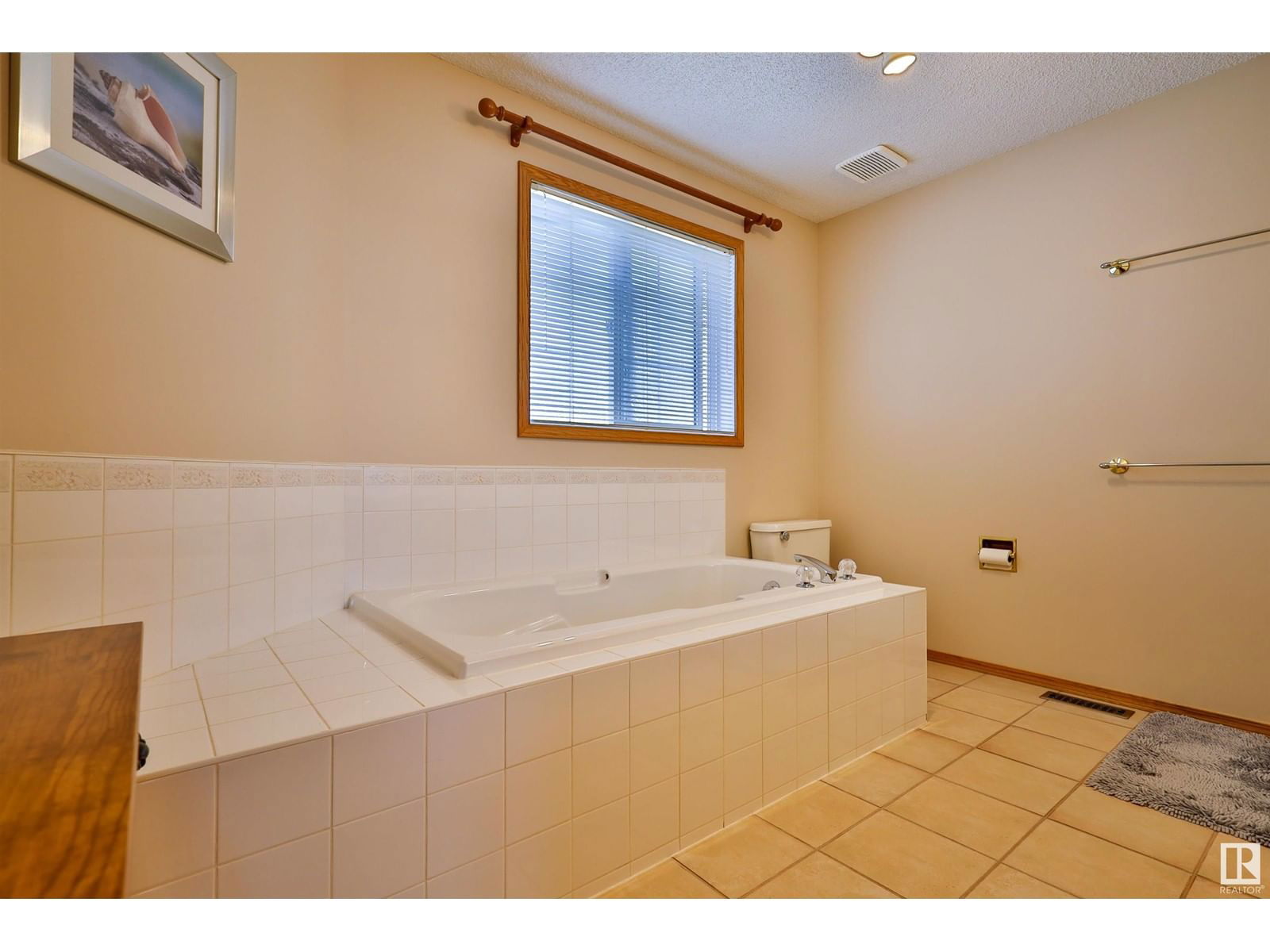 125 DECHENE RD NW Image 33