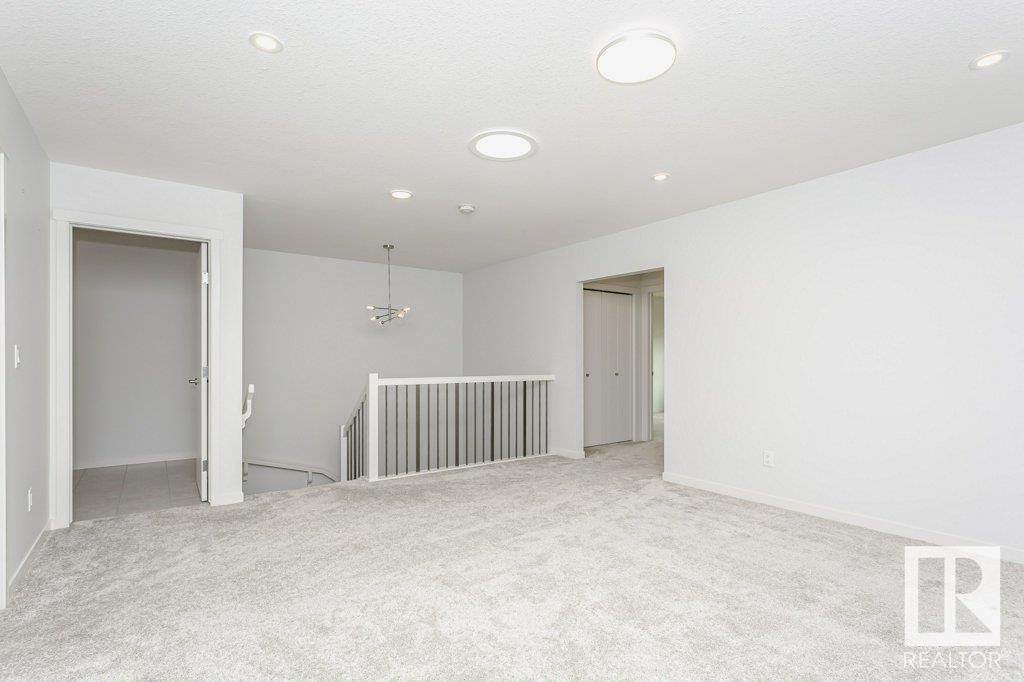 NW - 2627 200 ST Image 15