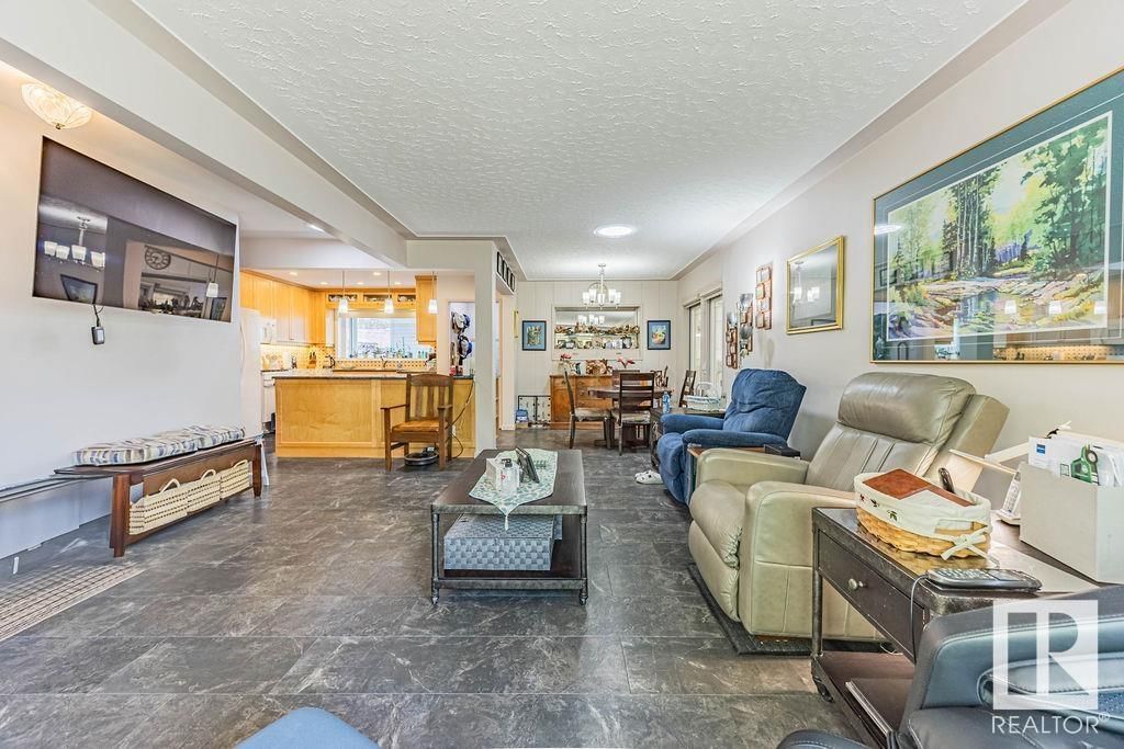 NW - 9503 54 ST Image 34