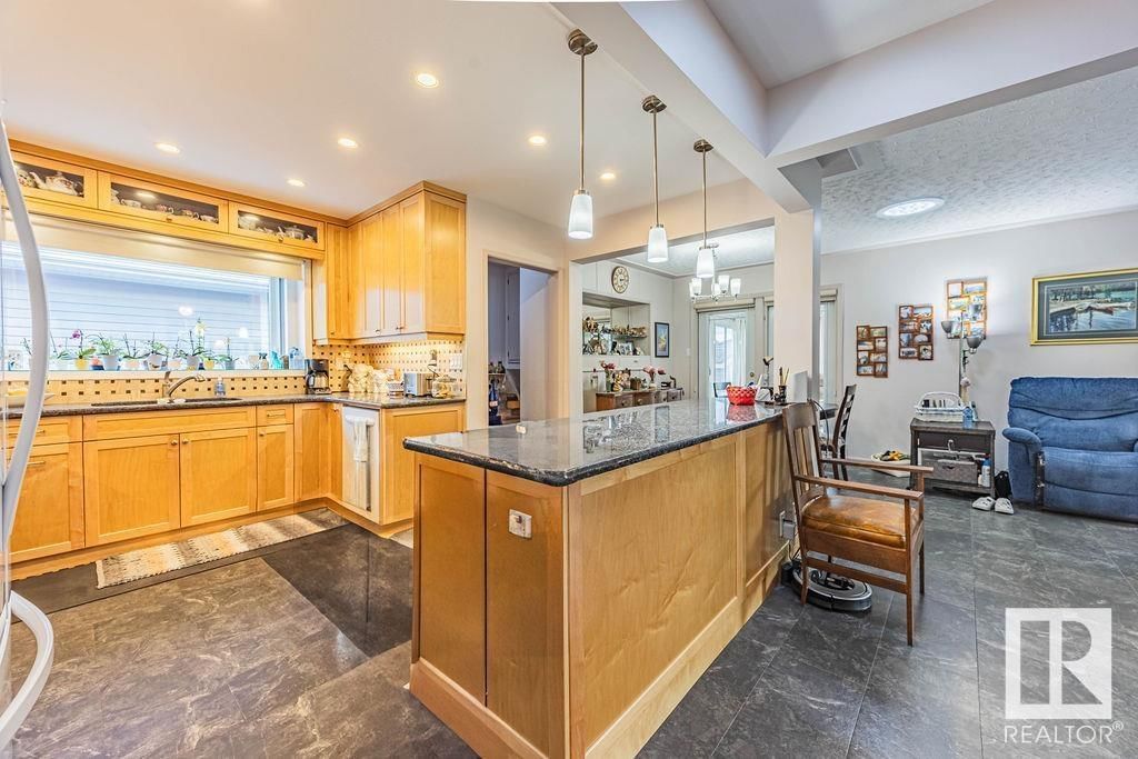 NW - 9503 54 ST Image 37
