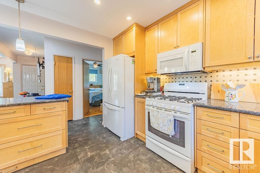 NW - 9503 54 ST Image 38