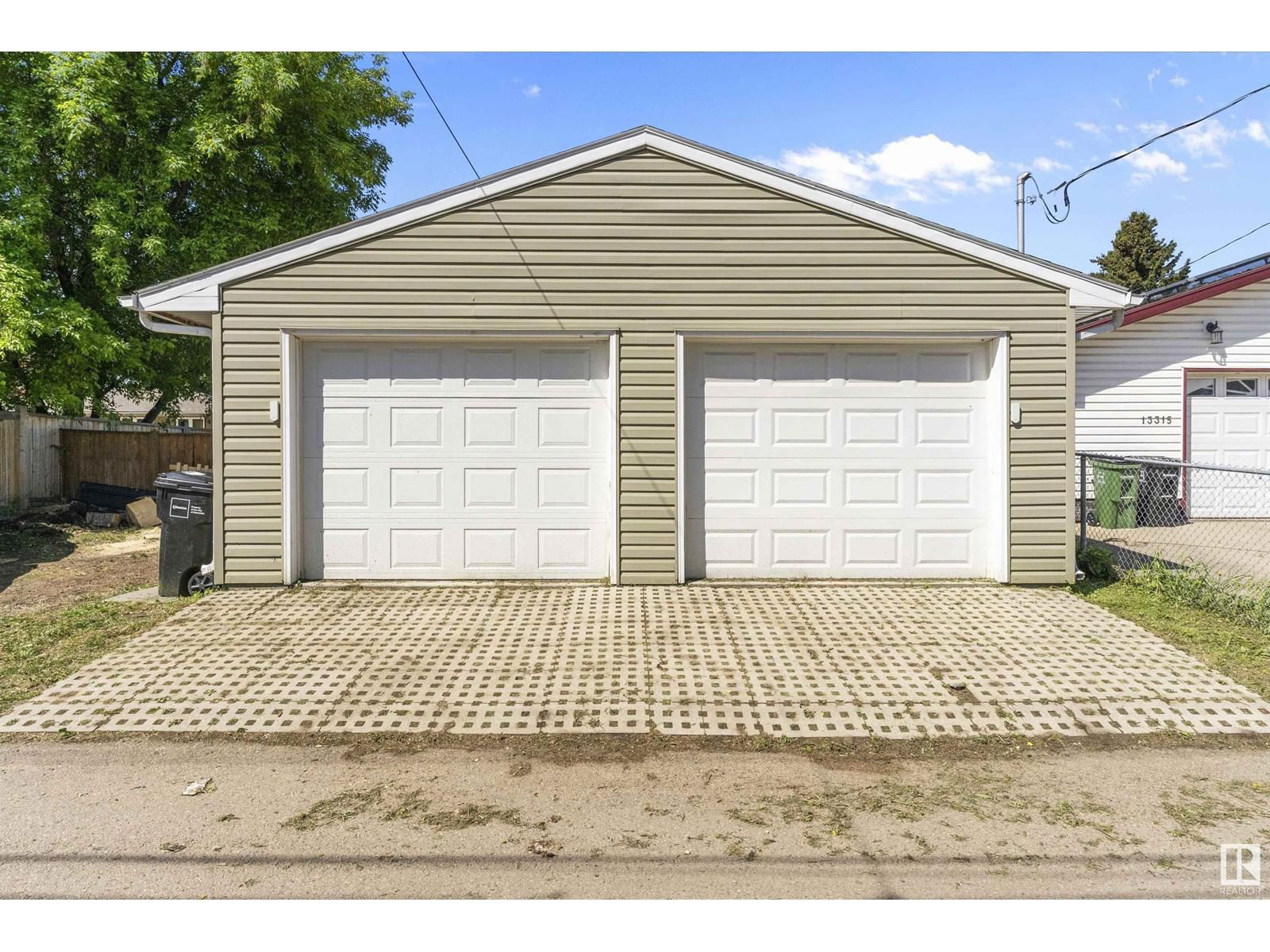 NW - 13307 117 ST Image 35