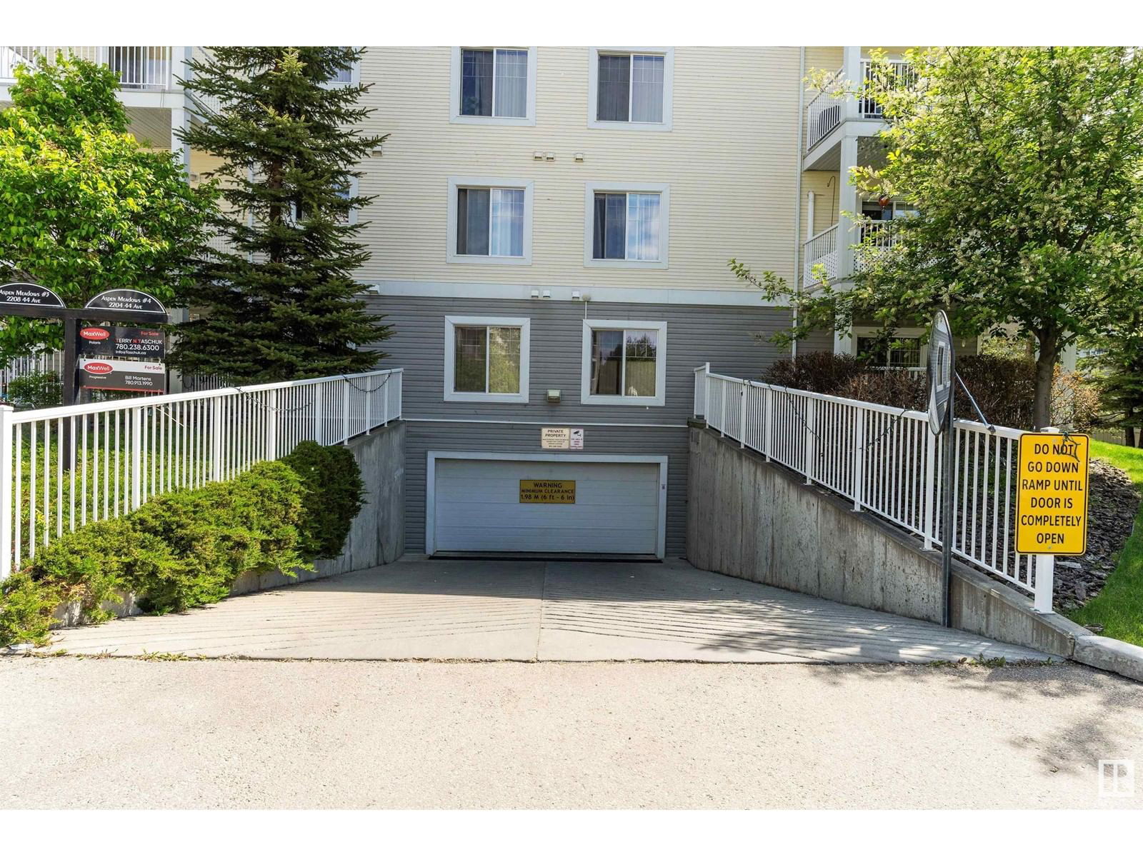313 - 2204 44 AV Image 34